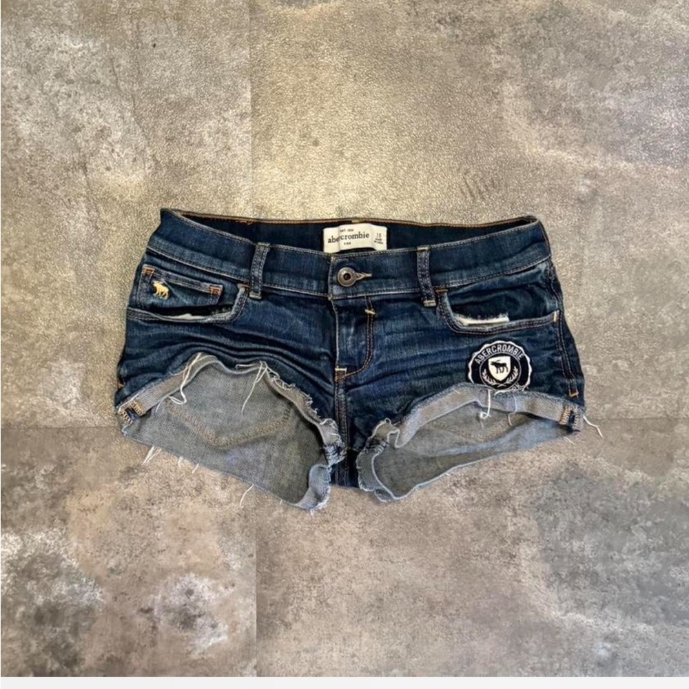 Abercrombie low rise shorts